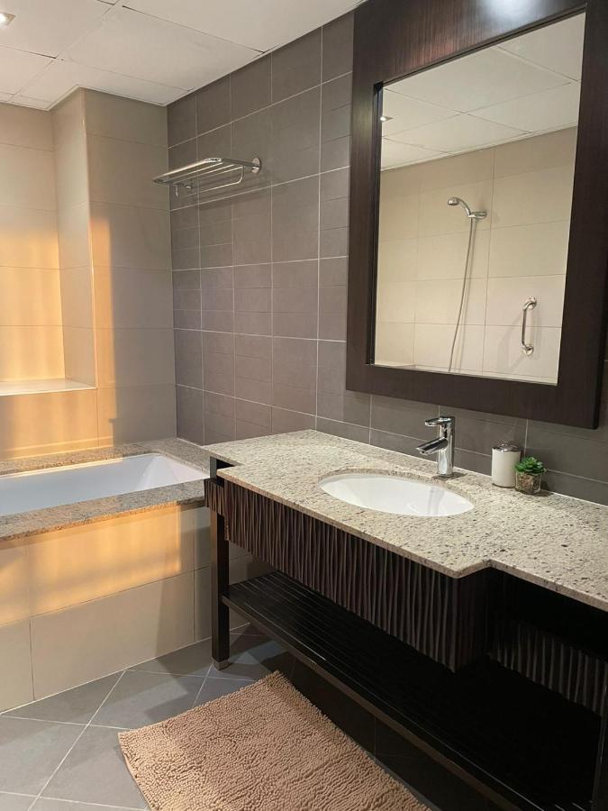 Anantara Hotel Apartment Palm Jumeirah Connected Anantara Hotel Dubai Buitenkant foto